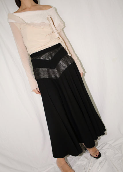 VINTAGE BLACK WOOL MAXI SKIRT WITH LEATHER CHEVRON WAIST (XS)