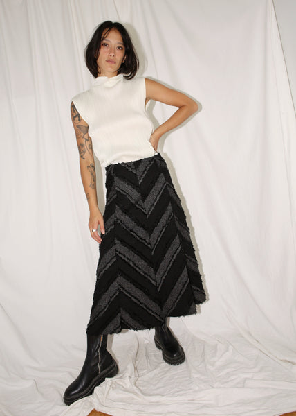 VINTAGE BLACK & GRAY CHEVRON MAXI SKIRT (M)